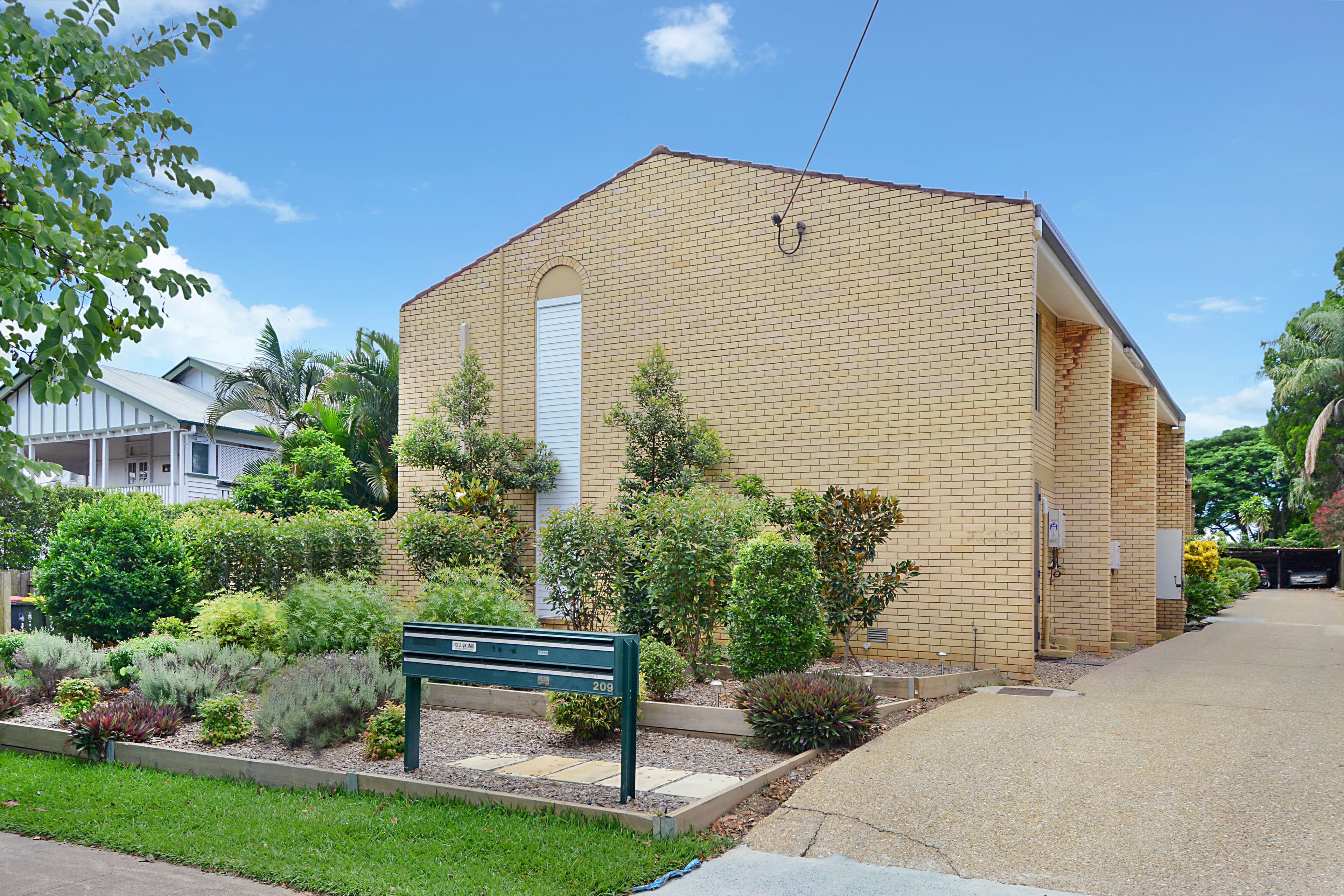 209 Bonney Avenue, Clayfield QLD 4011, Clayfield - Image 1