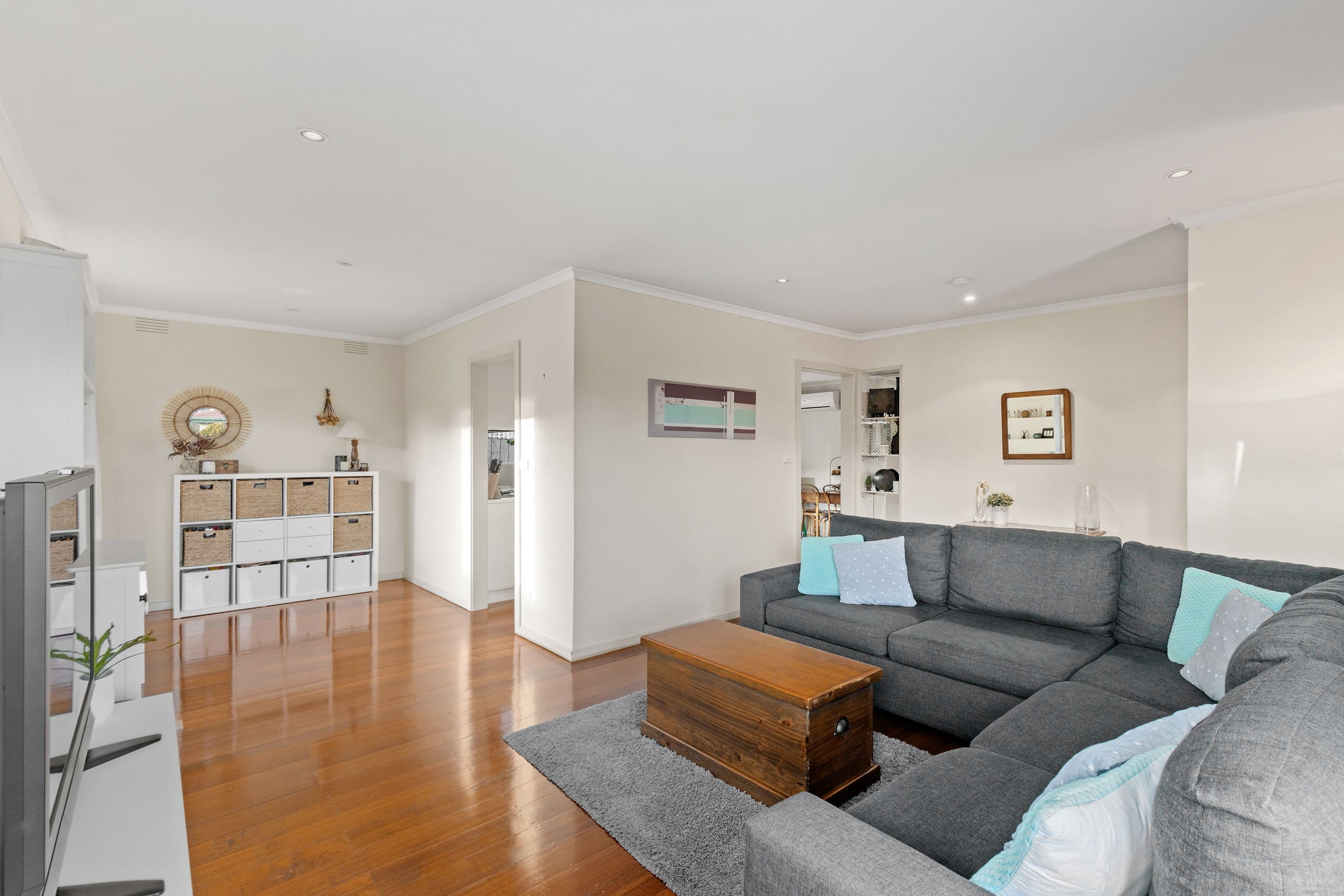 69 Albany Drive, Mulgrave VIC 3170, Mulgrave - Thumbnail 2