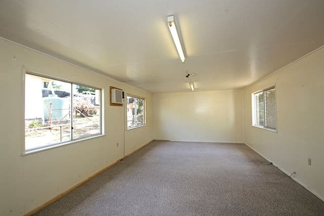 8 Weldon Street, NORTH IPSWICH QLD 4305, North Ipswich - Thumbnail 3