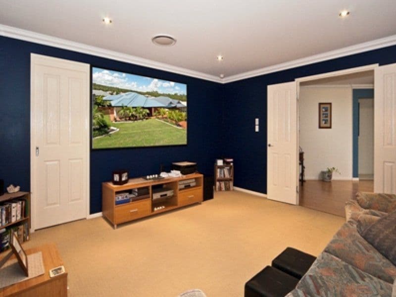 6/4 Proud Street, Labrador, QLD, 4215, Labrador - Thumbnail 4