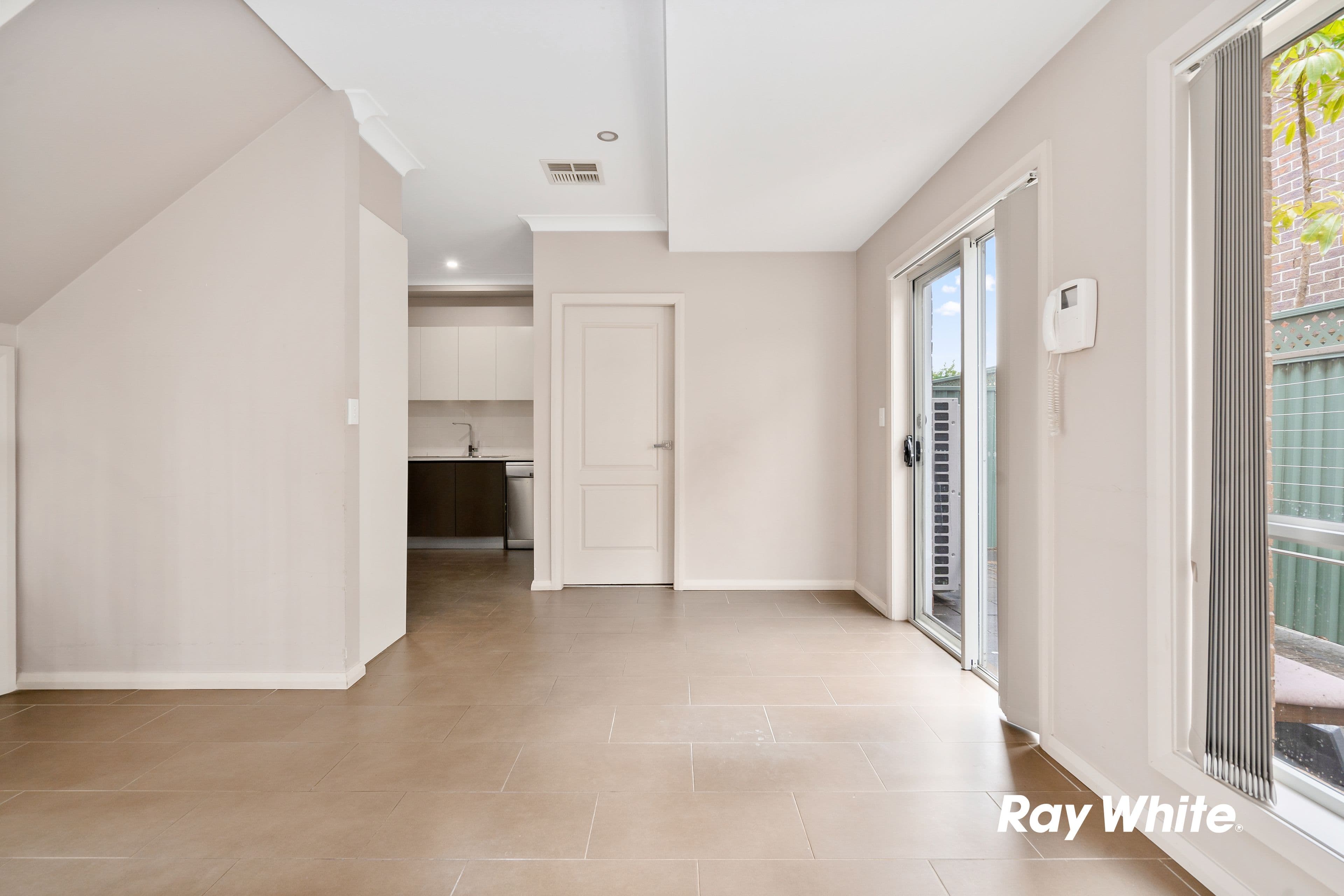 10 Montrose Street, Quakers Hill NSW 2763, Quakers Hill - Thumbnail 4