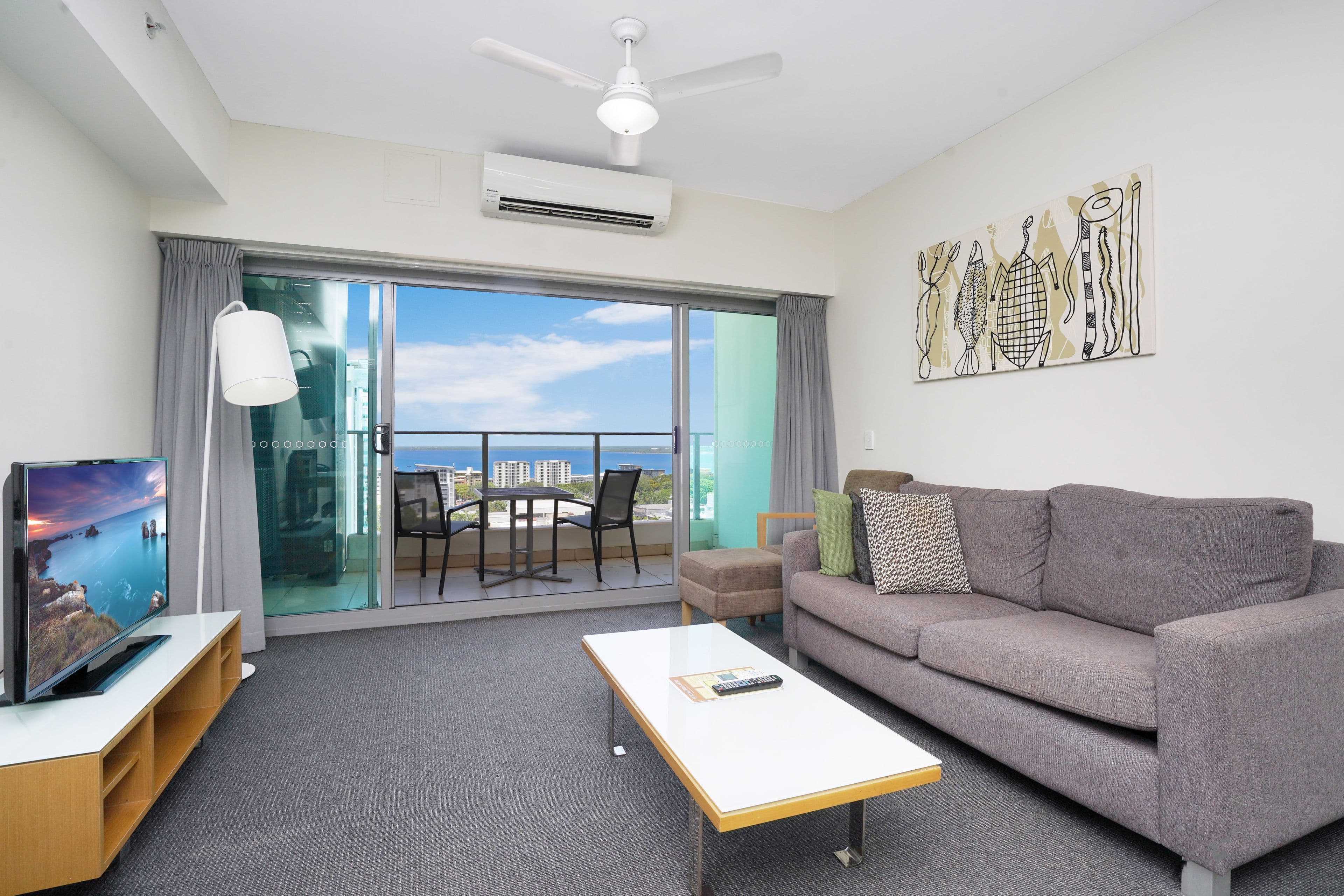 43 Knuckey Street, DARWIN CITY NT 0800, Darwin City - Thumbnail 2