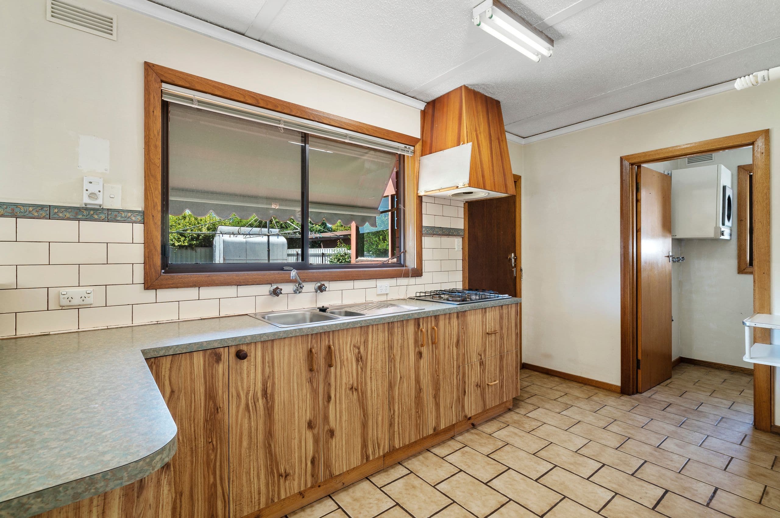 43 Monds Avenue, Benalla VIC 3672, Benalla - Thumbnail 3