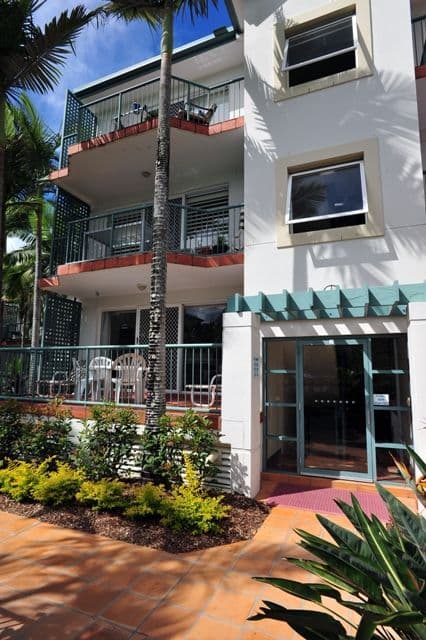 Apartment 14 'Grande Florida', 7 Redondo Avenue, MIAMI QLD 4220, Miami - Thumbnail 2