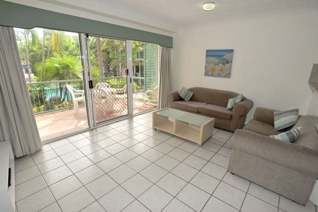 Apartment 14 'Grande Florida', 7 Redondo Avenue, MIAMI QLD 4220, Miami - Thumbnail 4