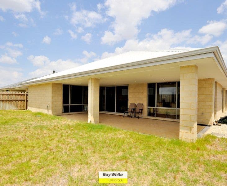 10 Hedlow Way, ELLENBROOK WA 6069, Ellenbrook - Thumbnail 4