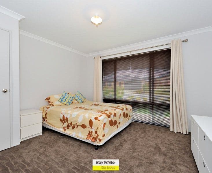 10 Hedlow Way, ELLENBROOK WA 6069, Ellenbrook - Thumbnail 6