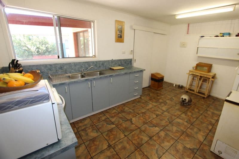 119 King Street, CHARLEVILLE QLD 4470, Charleville - Thumbnail 3