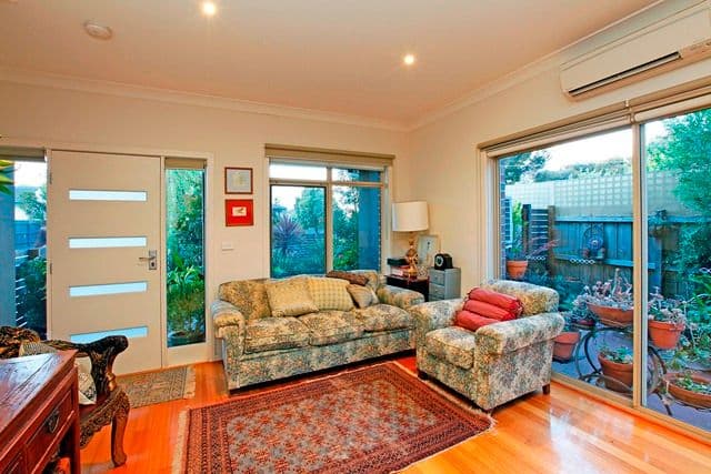 99 Cuthbert Road, RESERVOIR VIC 3073, Reservoir - Thumbnail 5