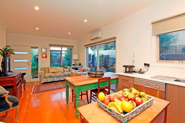 99 Cuthbert Road, RESERVOIR VIC 3073, Reservoir - Thumbnail 6