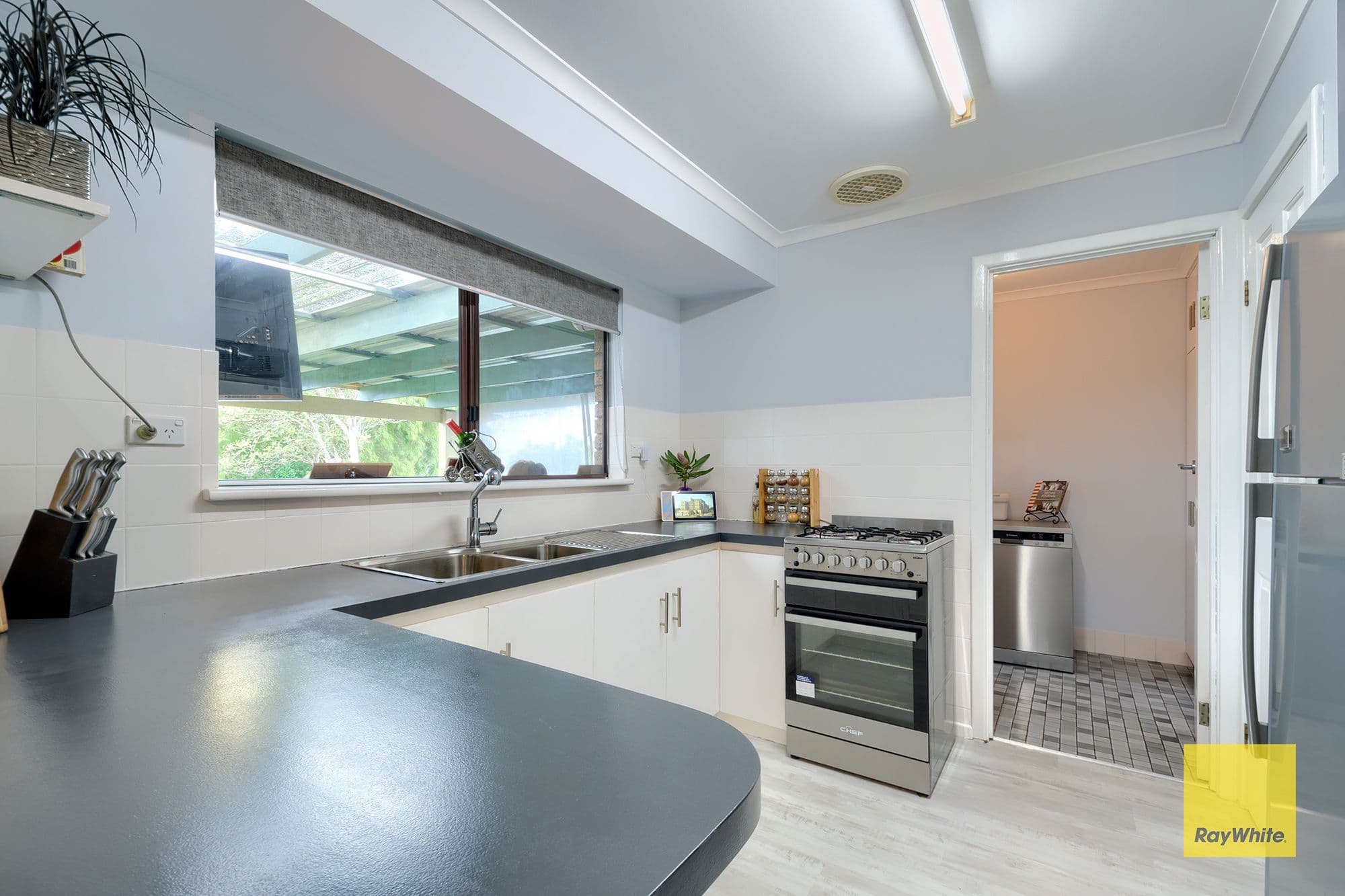 22 Meananger Crescent, Bayonet Head WA 6330, Bayonet Head - Thumbnail 3