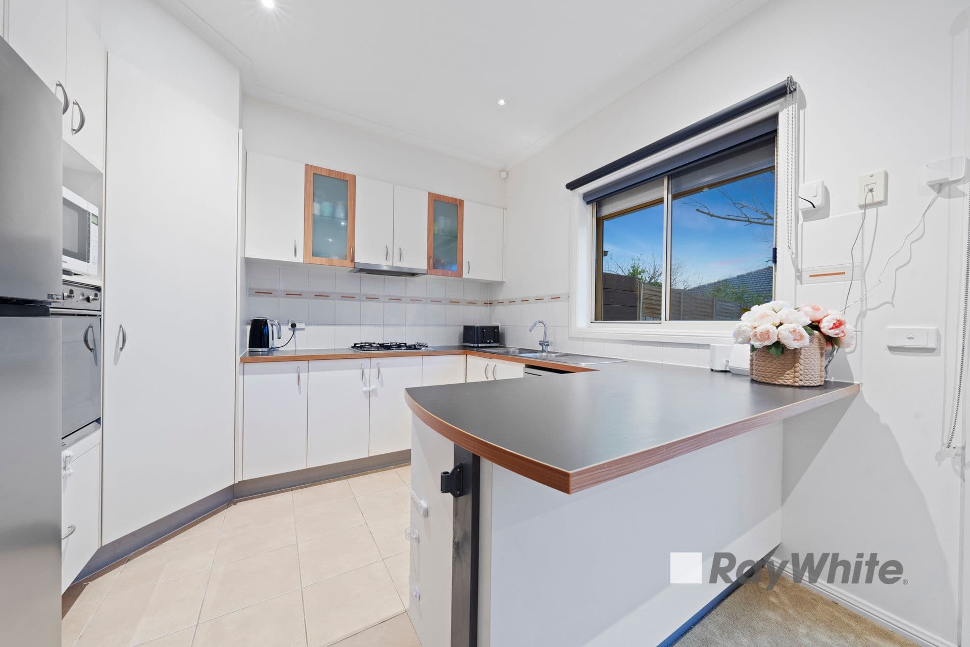 22 Penrose Drive, Narre Warren South VIC 3805, Narre Warren South - Thumbnail 2