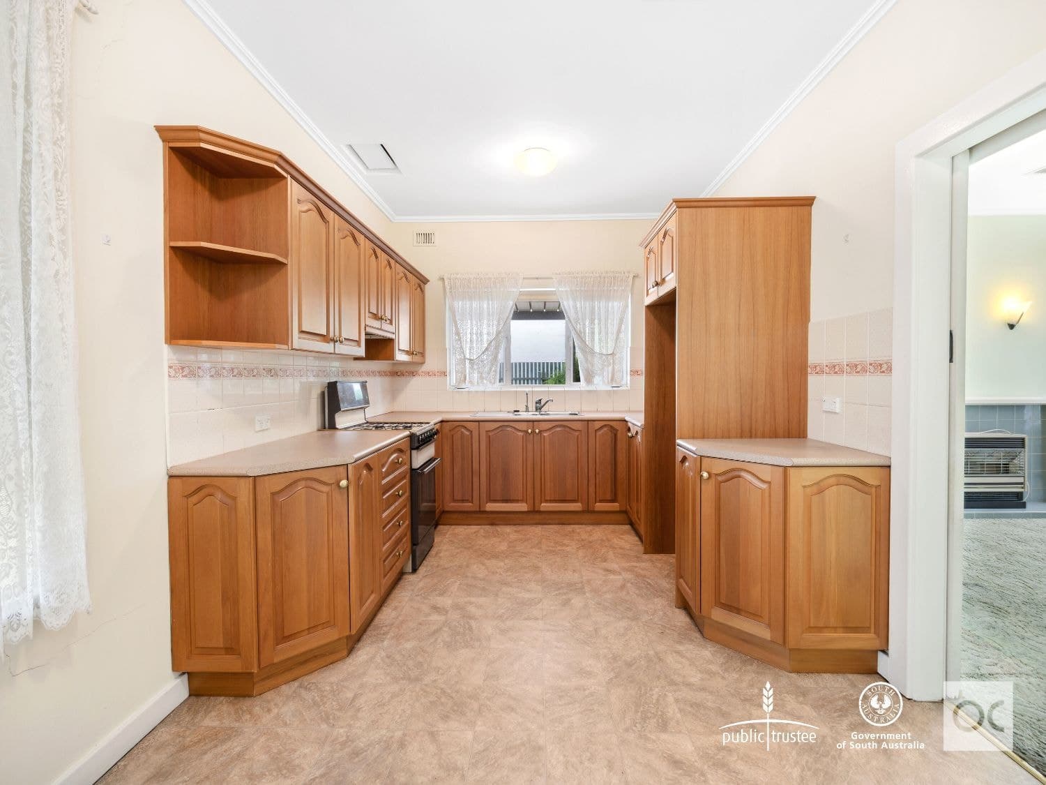 19 Stonehouse Avenue, Camden Park - Thumbnail 2