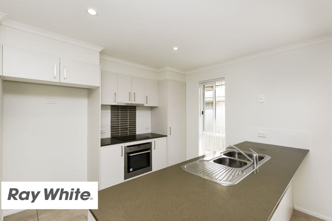 72 Goundry Drive, Holmview QLD 4207, Holmview - Thumbnail 2