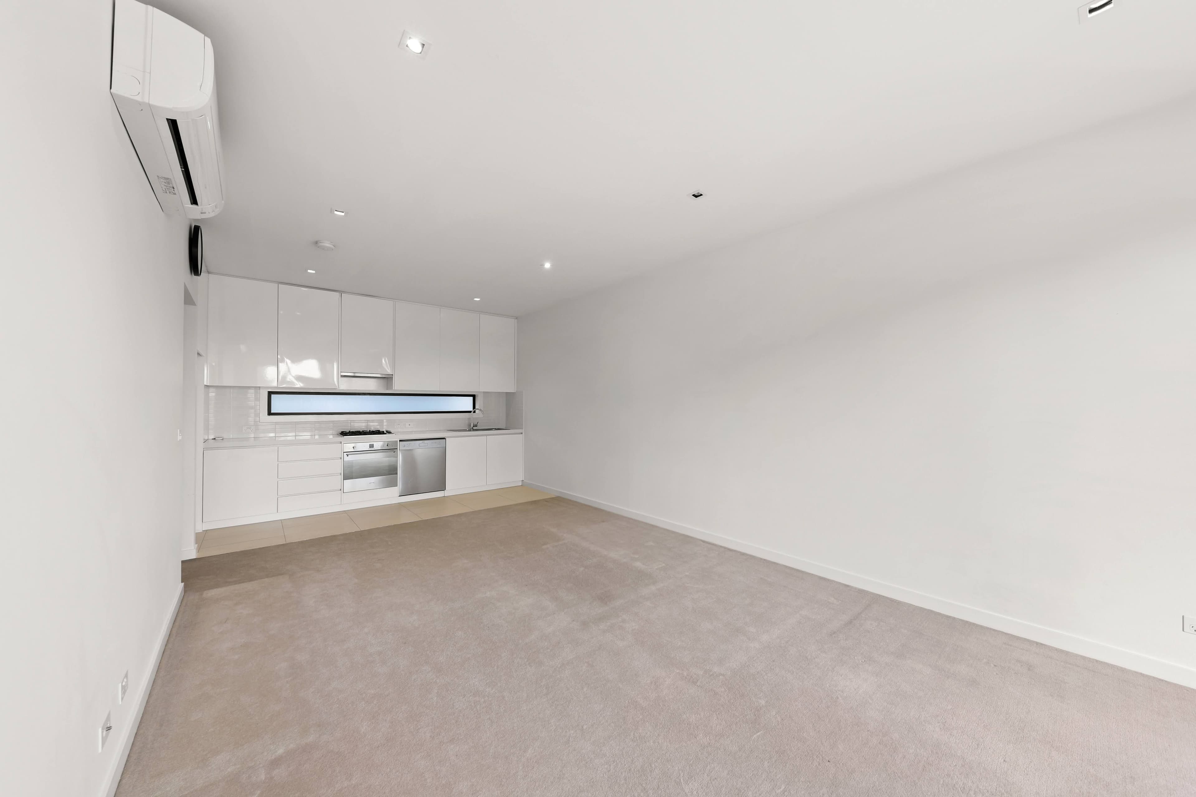 425 Warrigal Road, Burwood VIC 3125, Burwood - Thumbnail 2