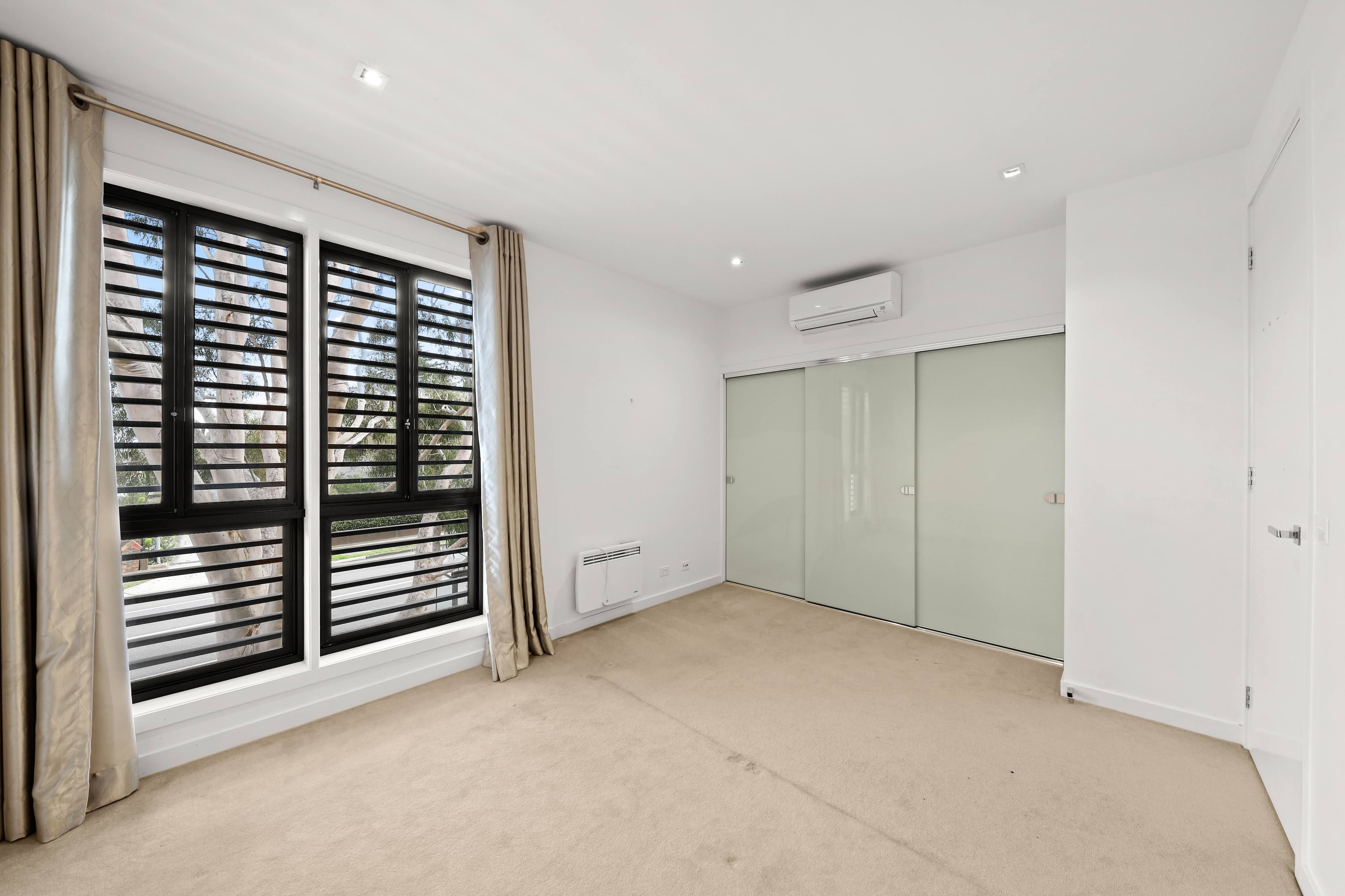 425 Warrigal Road, Burwood VIC 3125, Burwood - Thumbnail 6