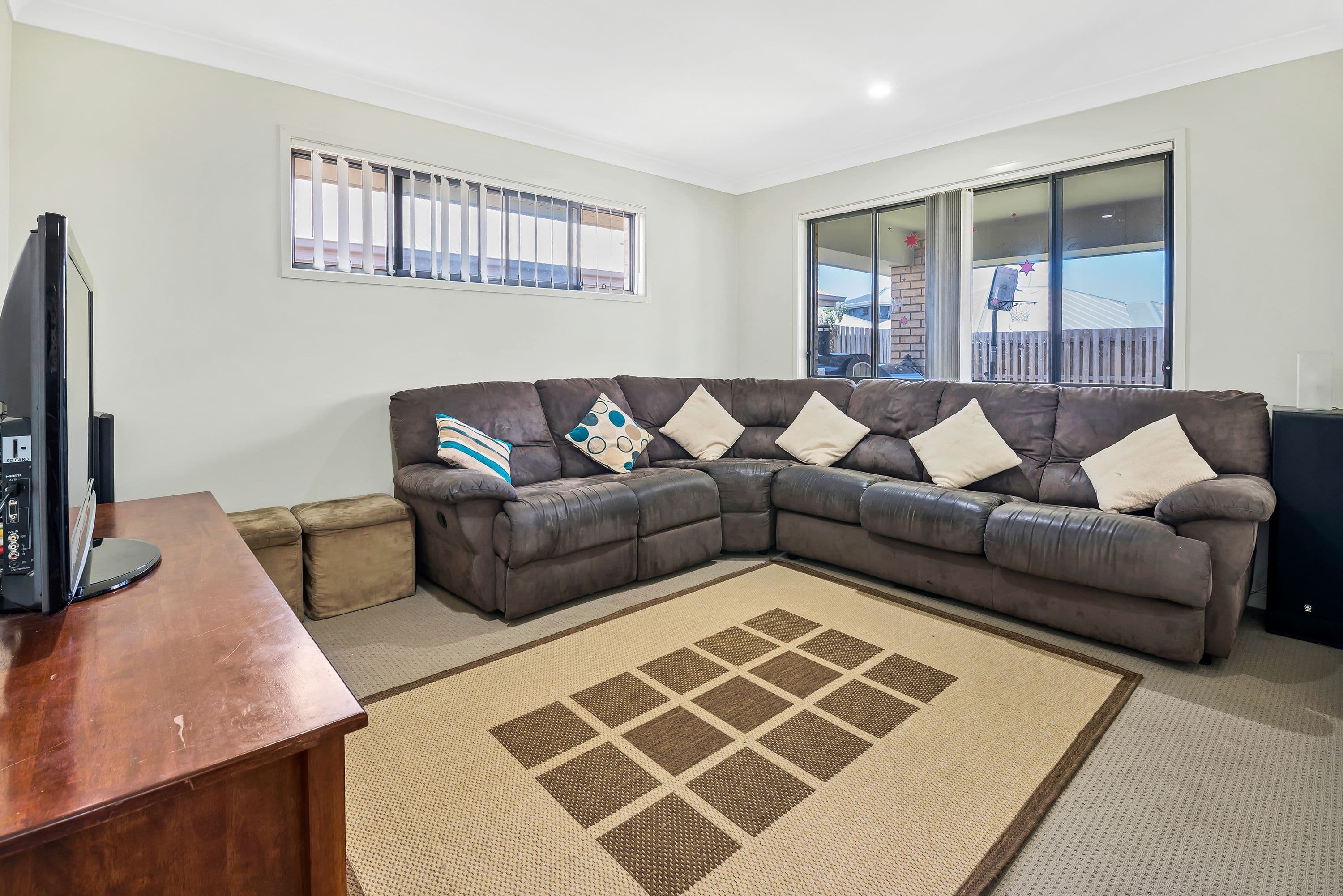6 Casey Street, Pimpama QLD 4209, Pimpama - Thumbnail 4