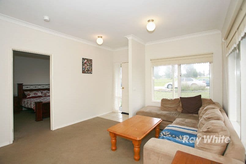 28 Waterbush Crescent, LYNDHURST VIC 3975, Lyndhurst - Thumbnail 3