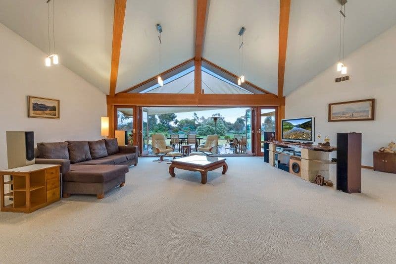 74 Yverdon Drive, Bannockburn VIC 3331, Bannockburn - Thumbnail 7