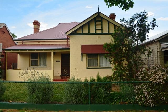 31 Fox Street, WAGGA WAGGA NSW 2650, Wagga Wagga - Image 1