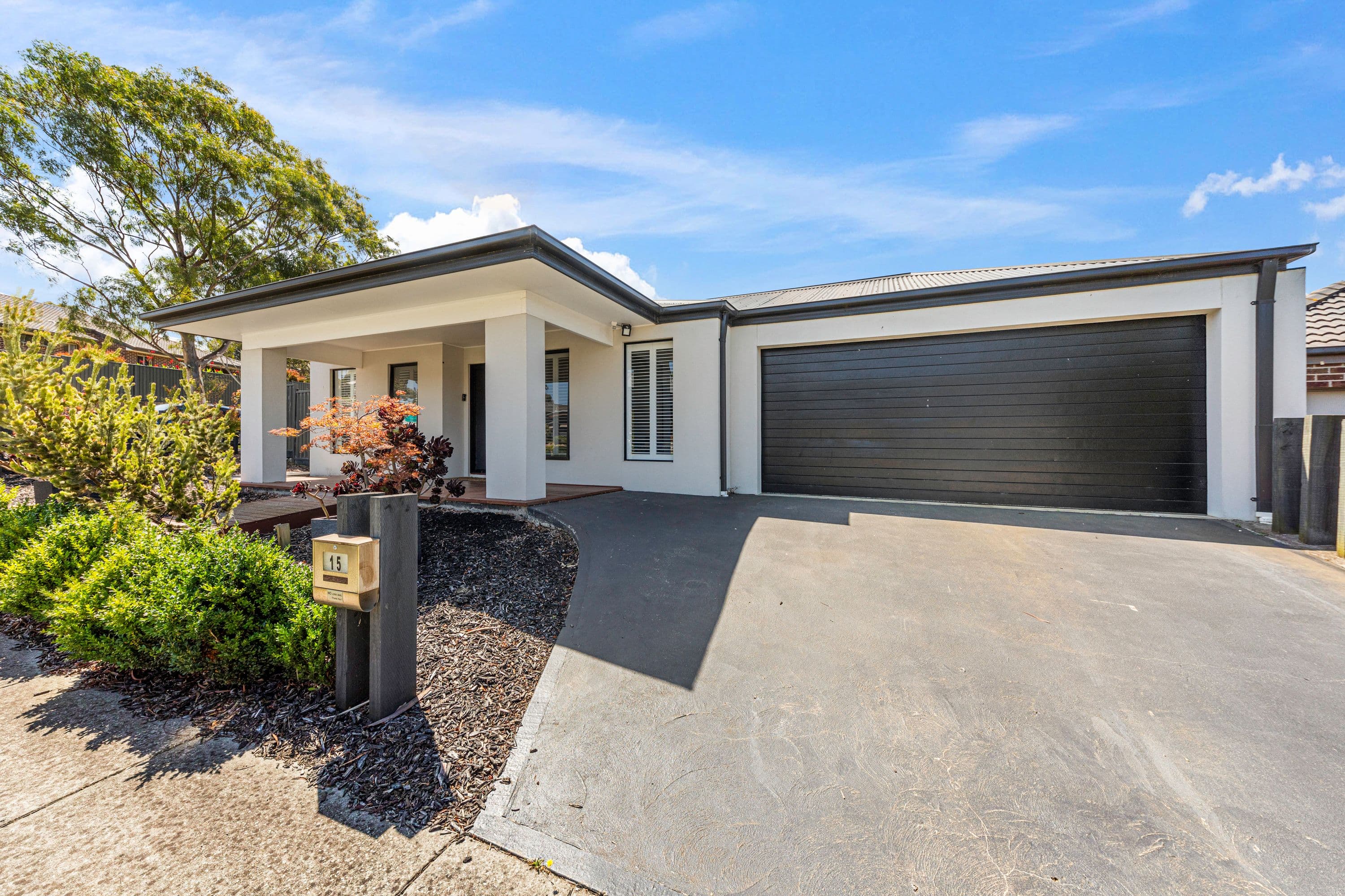 15 Corymbia Promenade, Pakenham VIC 3810, Pakenham - Thumbnail 2