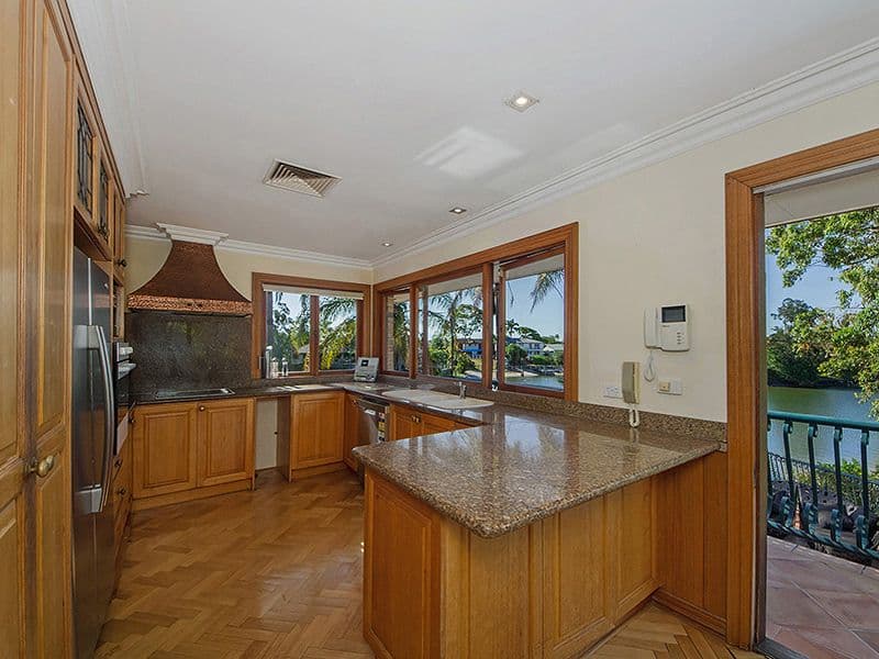 14 Nootka Court, BROADBEACH WATERS QLD 4218, Broadbeach Waters - Thumbnail 7
