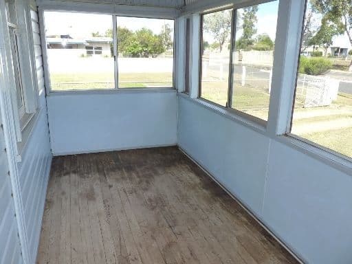 32 Davidson Street, OAKEY QLD 4401, Oakey - Thumbnail 7