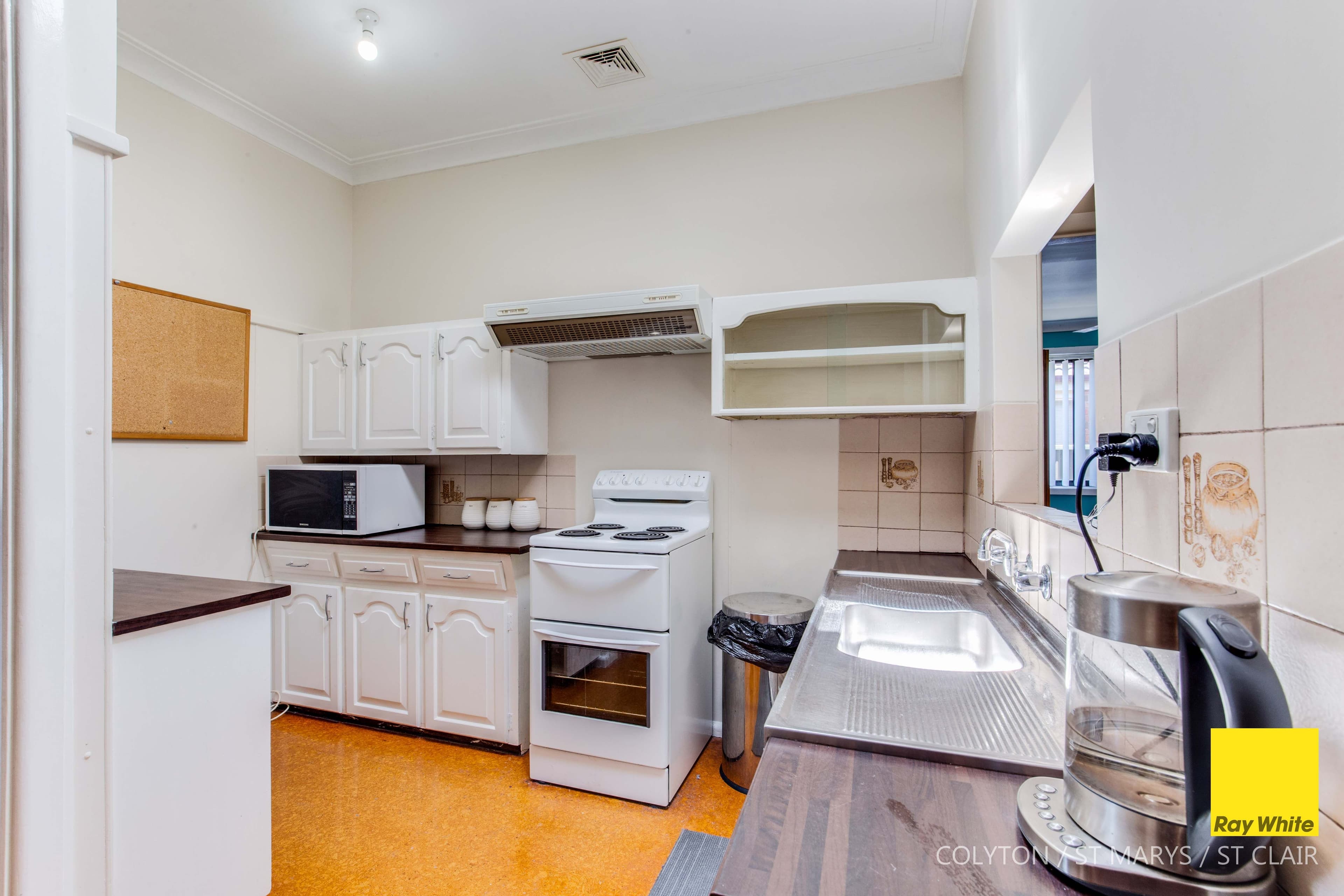 76 Carpenter Street, Colyton - Thumbnail 3