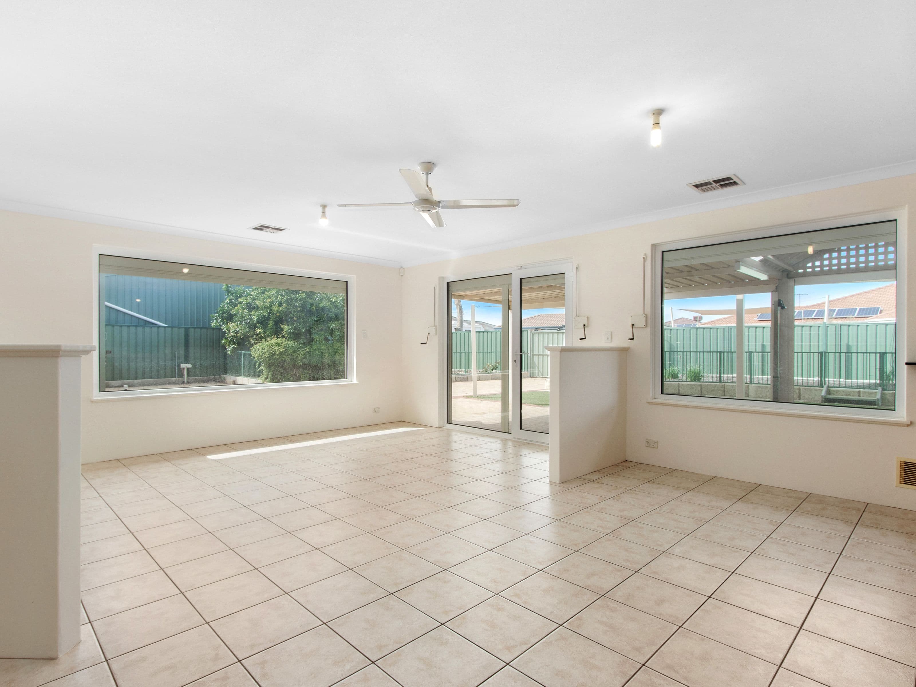 18 Virginia Place, Waikiki WA 6169, Waikiki - Thumbnail 8