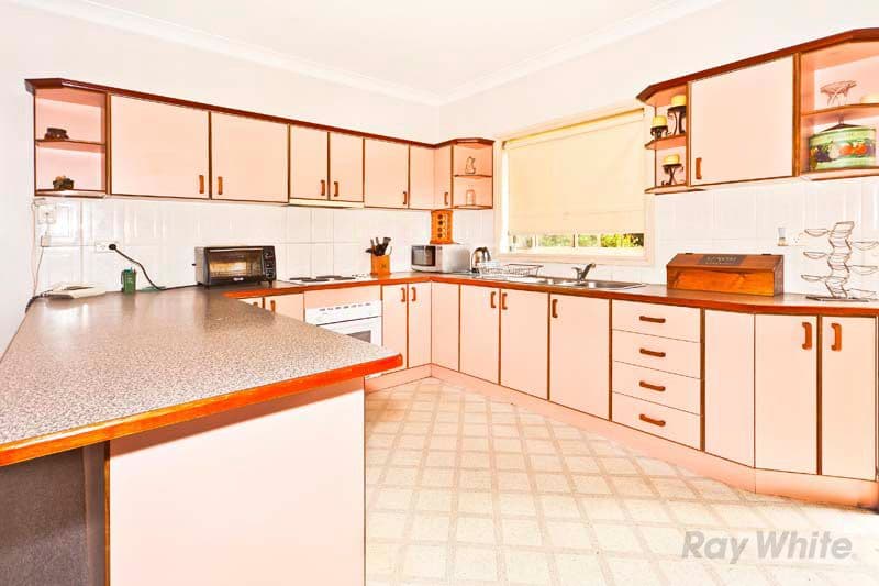 23 Garrison Road, BOSSLEY PARK NSW 2176, Bossley Park - Thumbnail 4