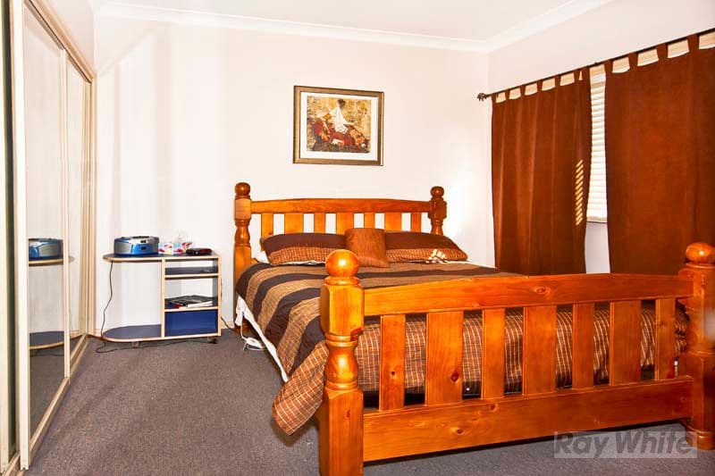 23 Garrison Road, BOSSLEY PARK NSW 2176, Bossley Park - Thumbnail 5