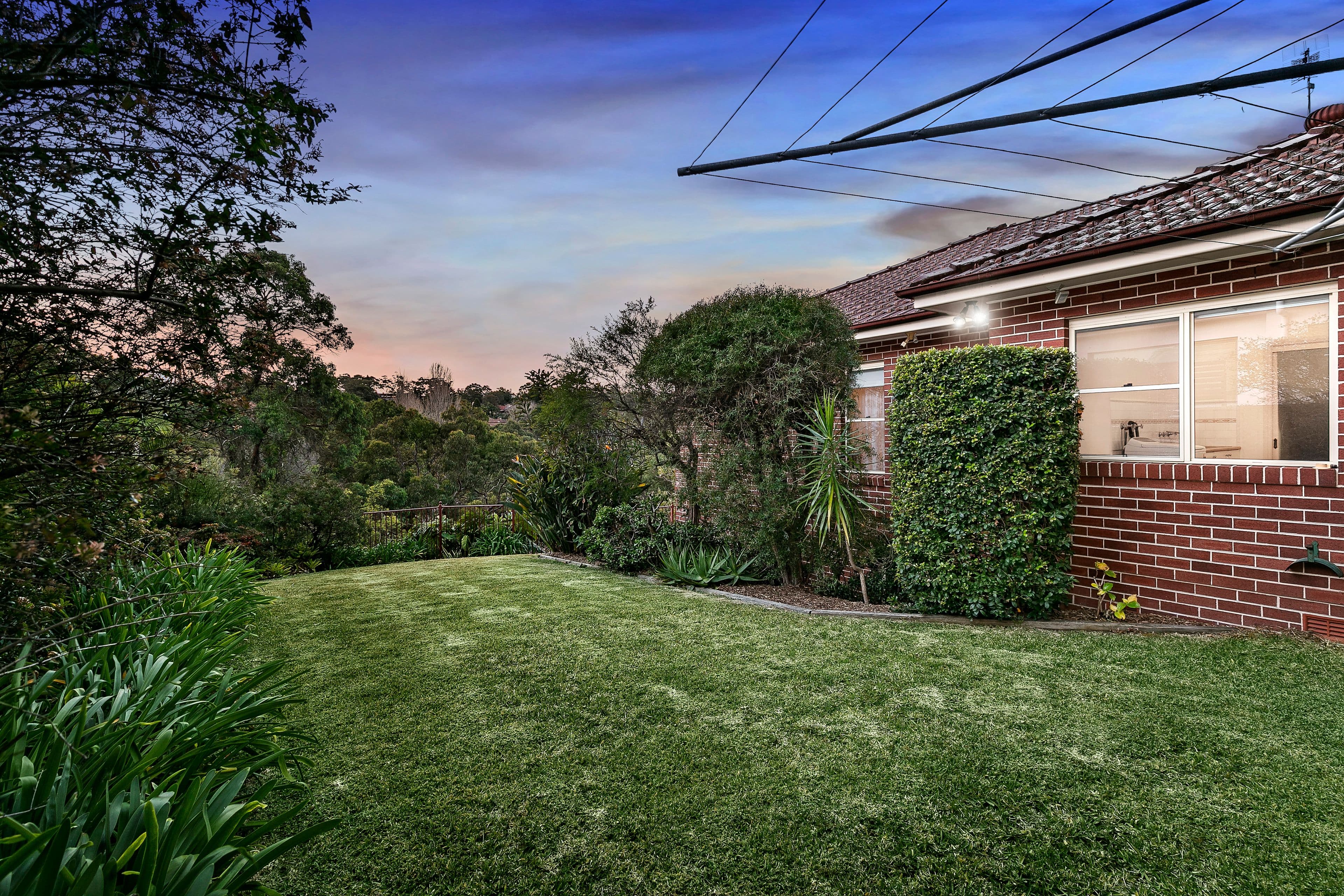 1 Kameruka Road, Northbridge - Thumbnail 2