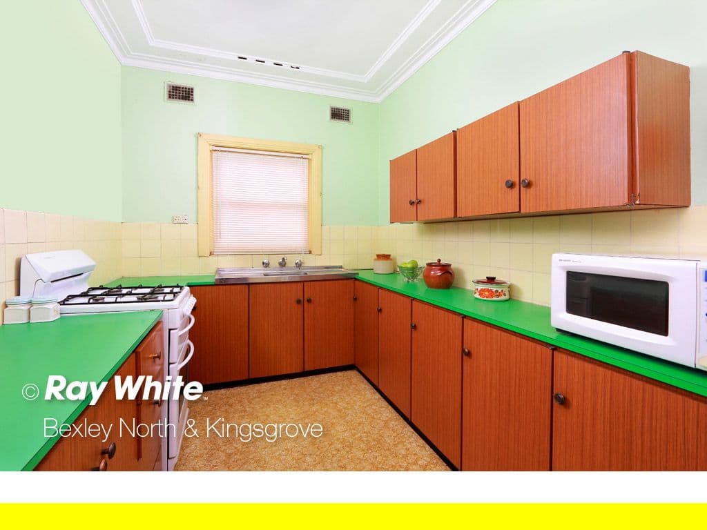 8 Paterson Avenue, KINGSGROVE NSW 2208, Kingsgrove - Thumbnail 3