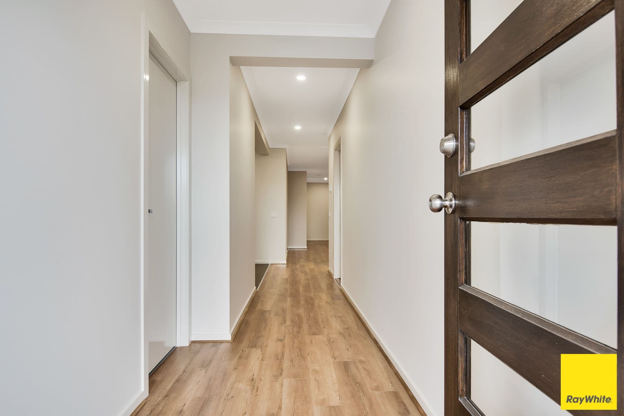 37 Calibre Avenue, Craigieburn VIC 3064, Craigieburn - Thumbnail 2