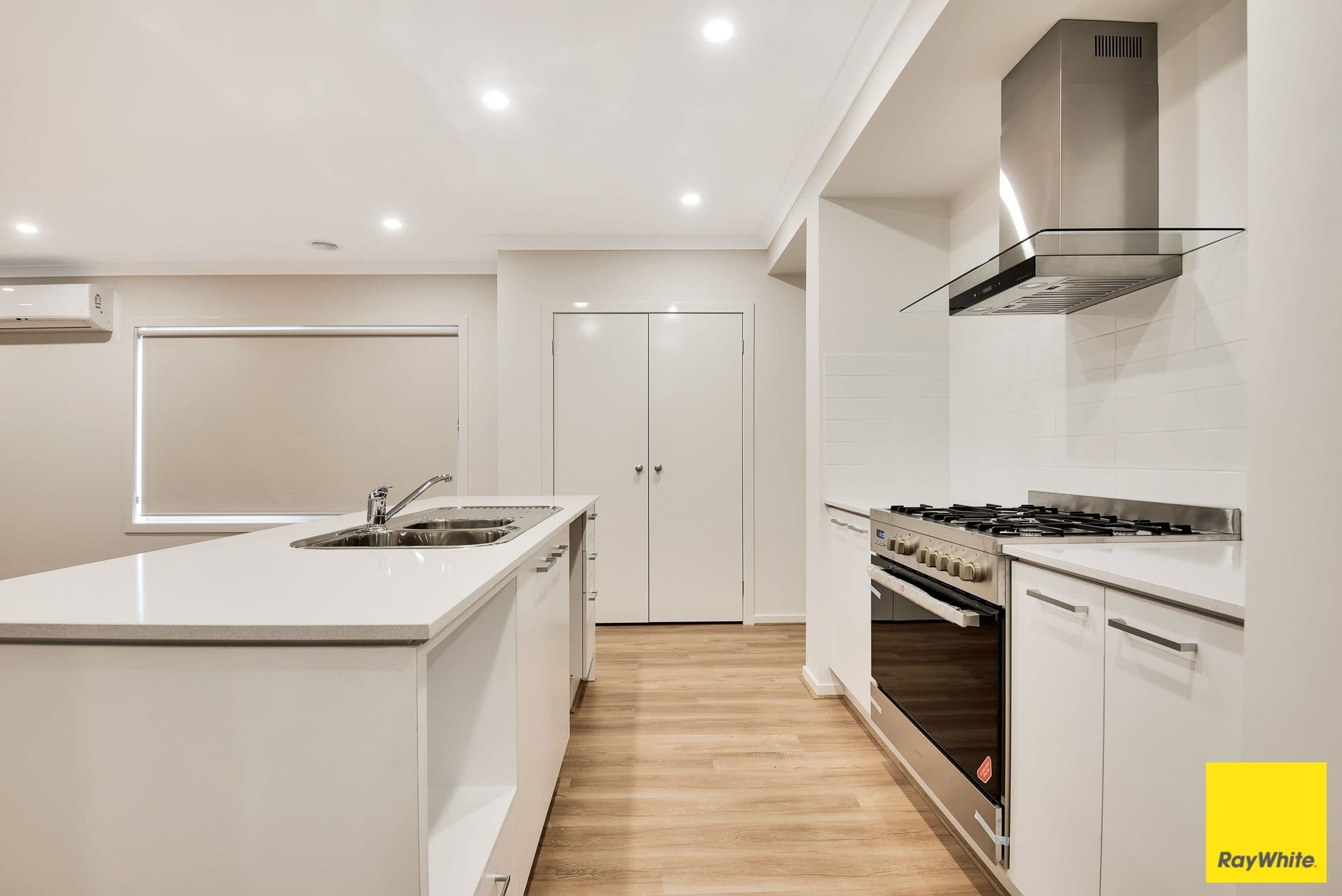 37 Calibre Avenue, Craigieburn VIC 3064, Craigieburn - Thumbnail 7