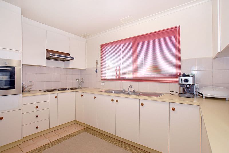 24  Ludwig Street, SPRINGVALE SOUTH VIC 3172, Springvale South - Thumbnail 2