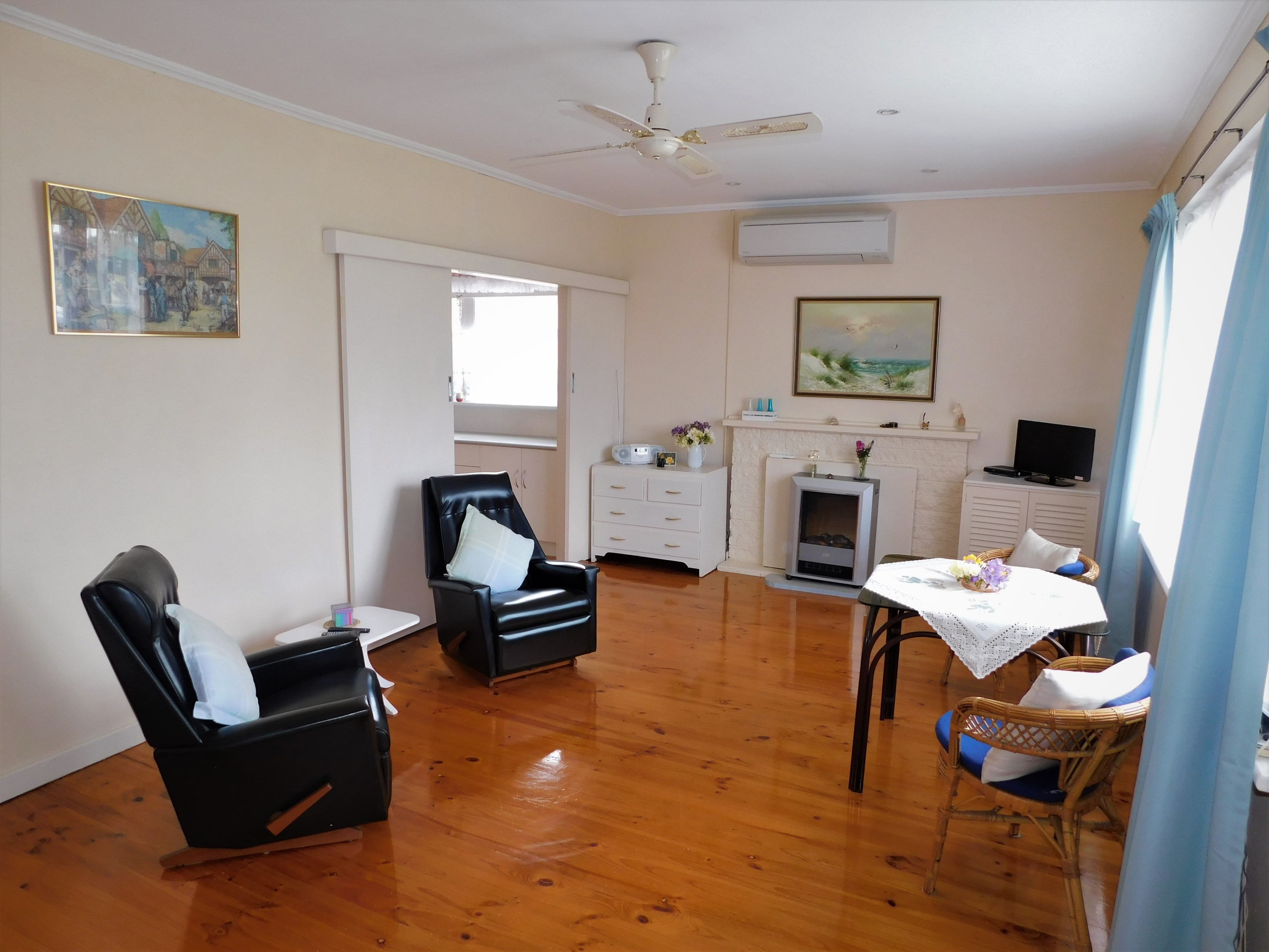 8 Paynter Terrace, Coonalpyn SA 5265, Coonalpyn - Thumbnail 2