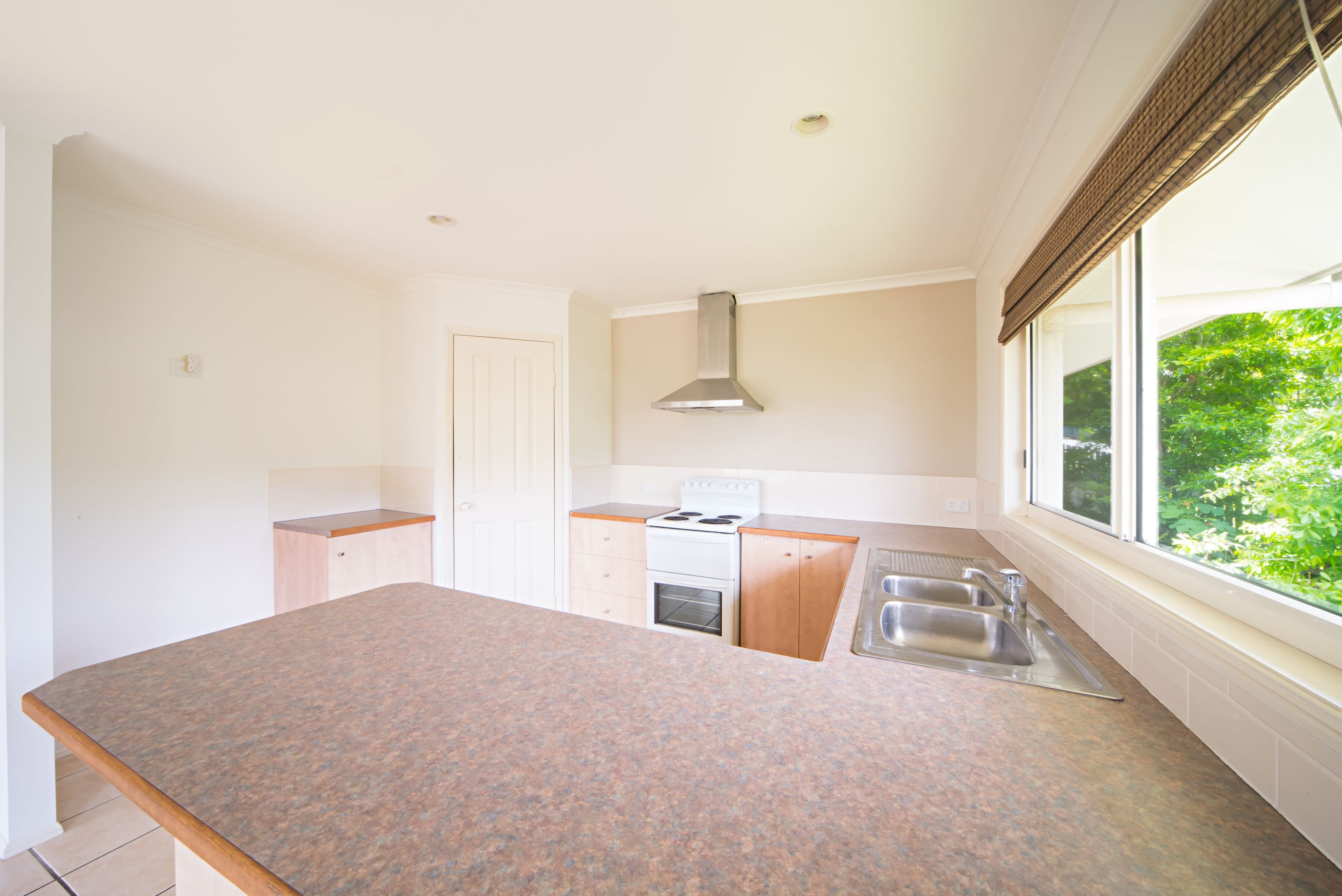 9 Macarthur Drive, Cannonvale QLD 4802, Cannonvale - Thumbnail 4