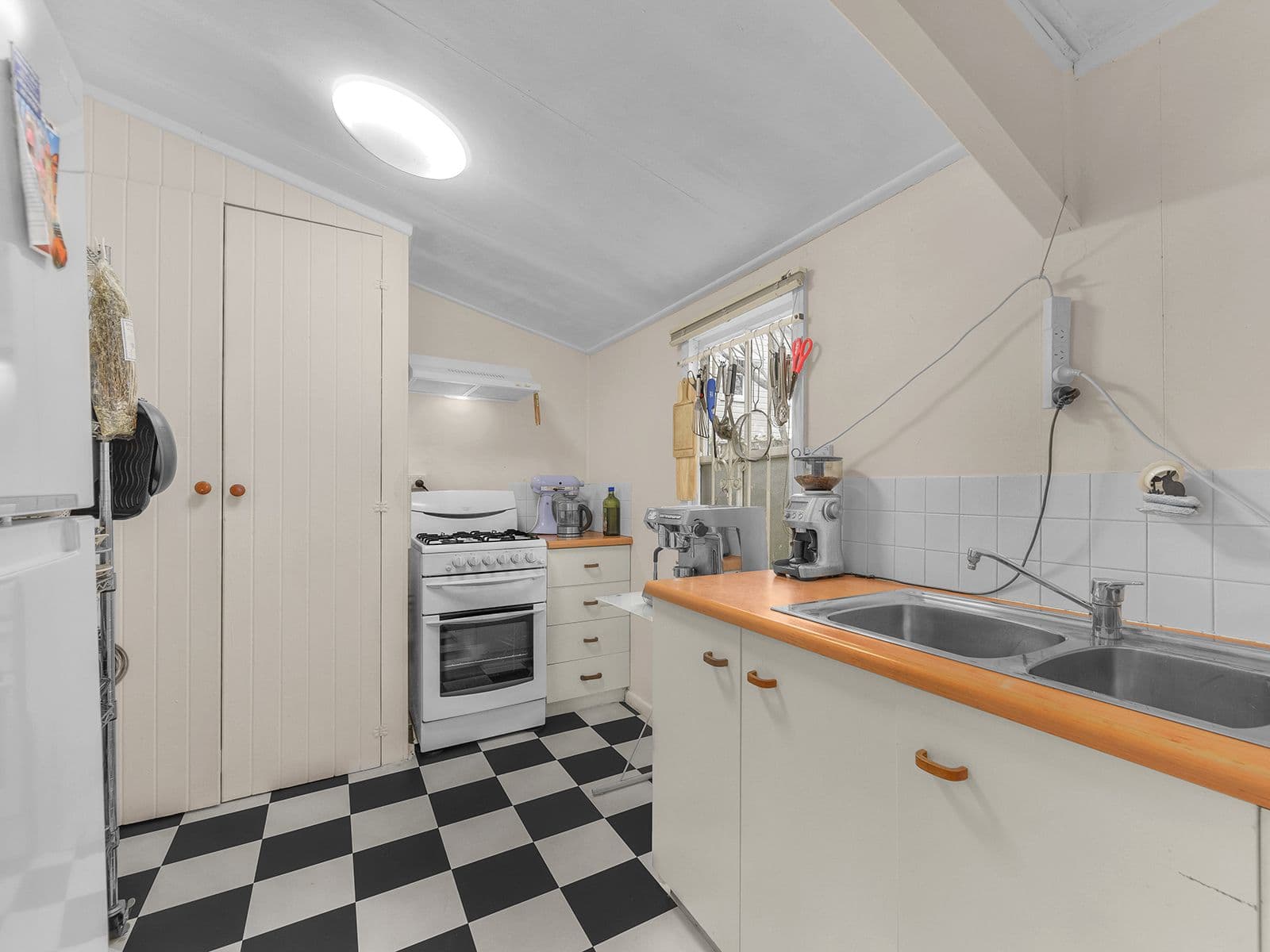37-43 Lochaber Street, Dutton Park QLD 4102, Dutton Park - Thumbnail 5