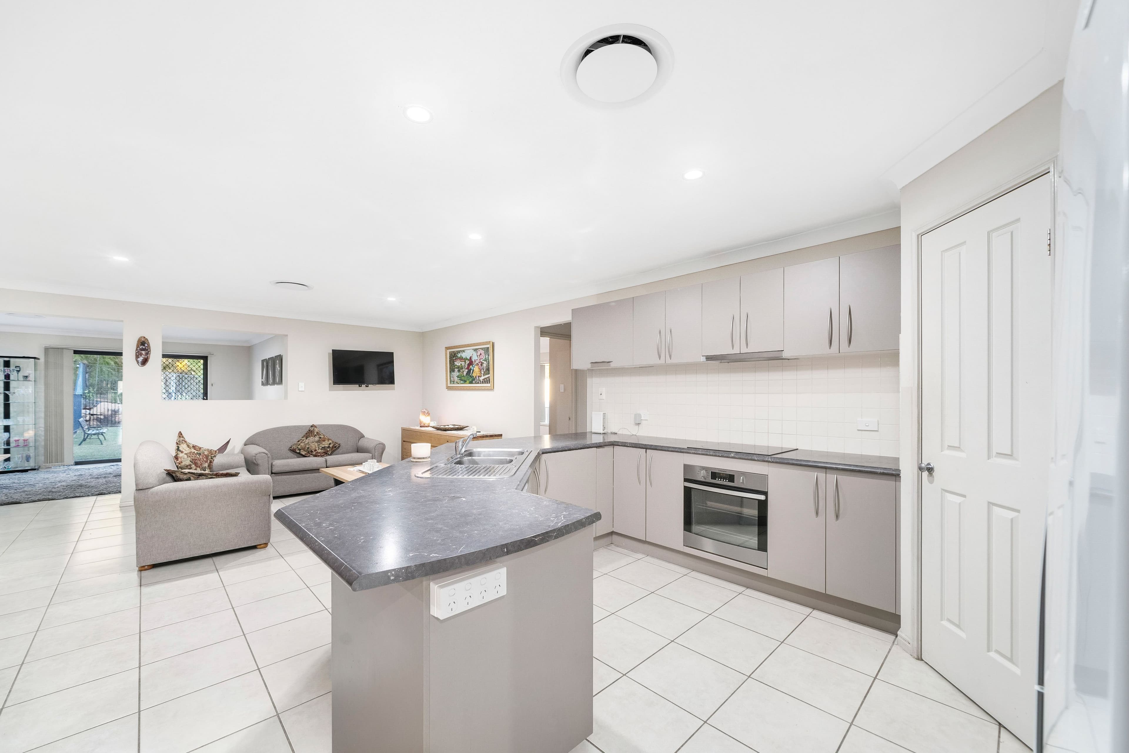 57 Hampstead Outlook, Murrumba Downs QLD 4503, Murrumba Downs - Thumbnail 5