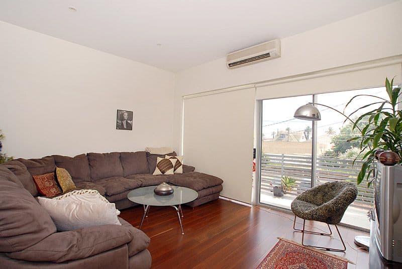 47 Albert Street, MORDIALLOC VIC 3195, Mordialloc - Thumbnail 2