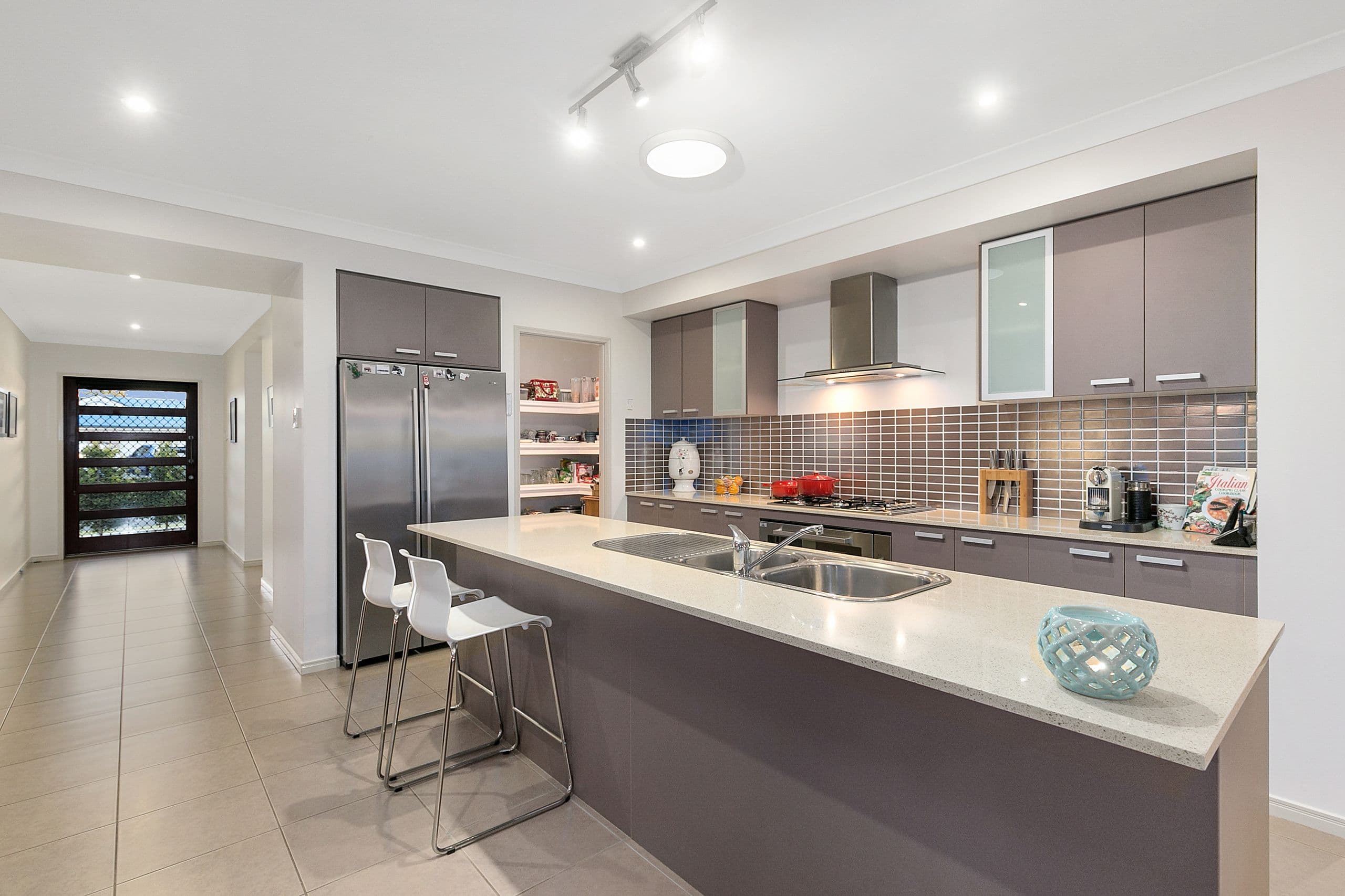 46 Penzance Drive, Redland Bay QLD 4165, Redland Bay - Thumbnail 2