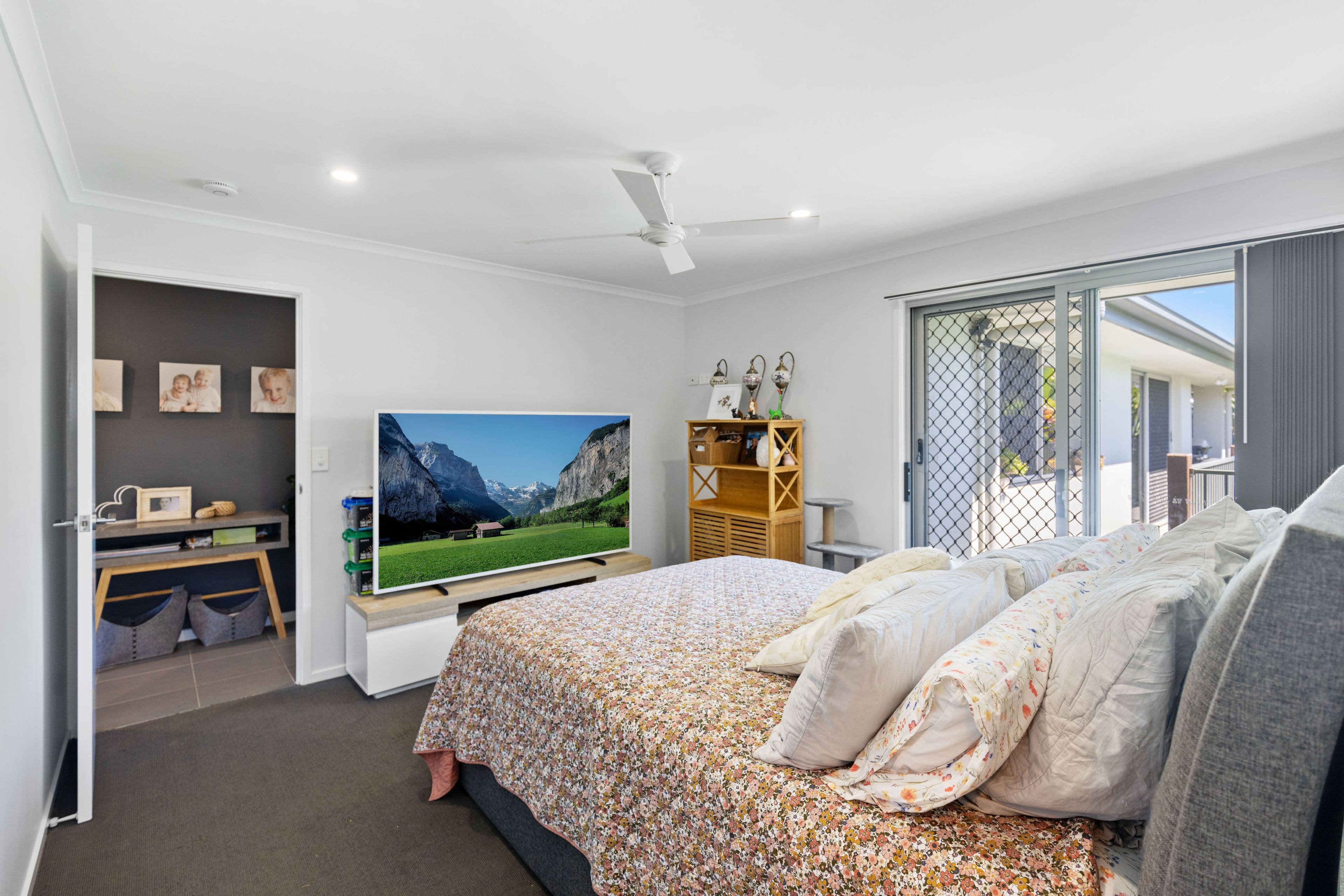 13 Clark Avenue, Glass House Mountains QLD 4518, Glass House Mountains - Thumbnail 8