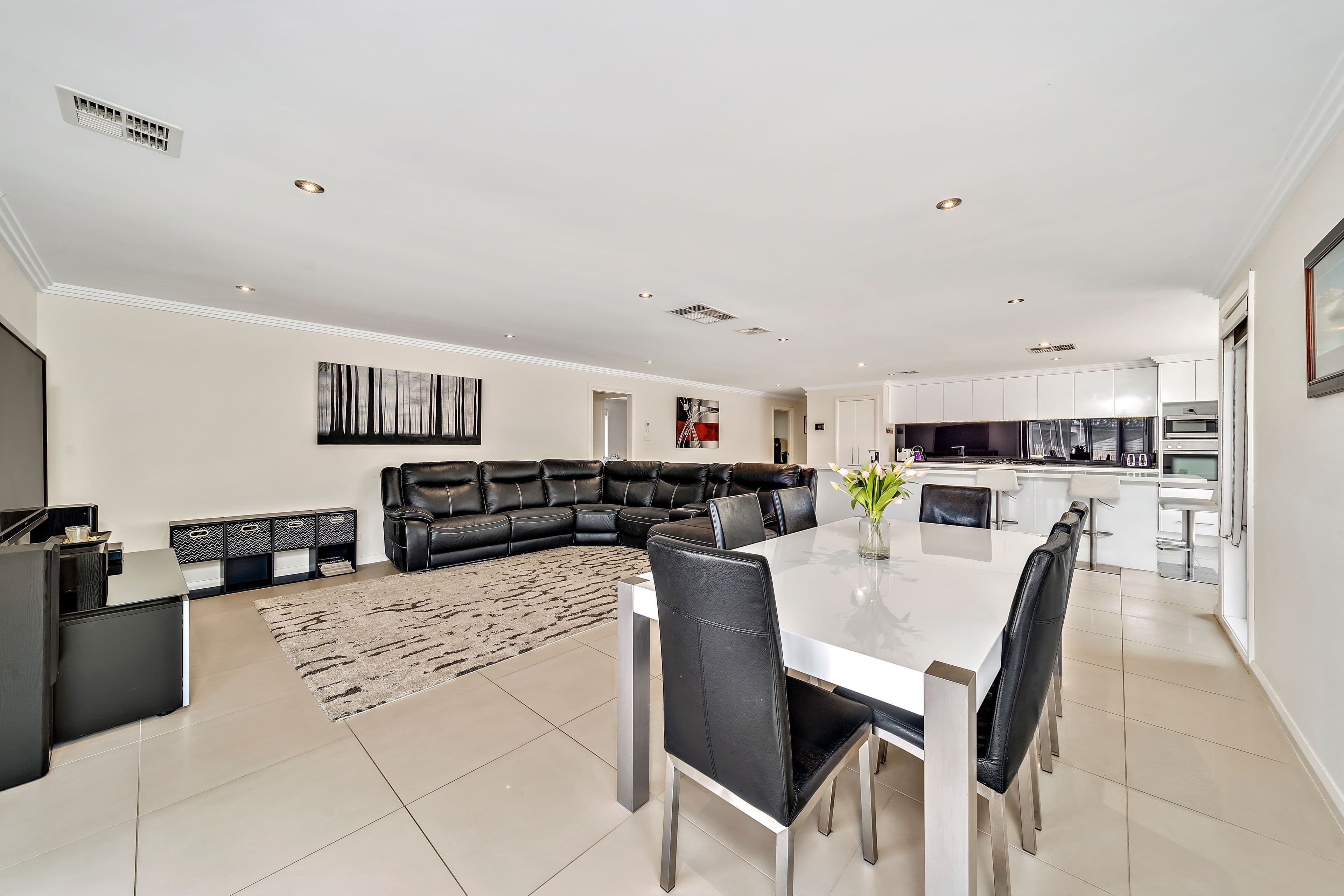 86 Overall Avenue, Casey ACT 2913, Casey - Thumbnail 2