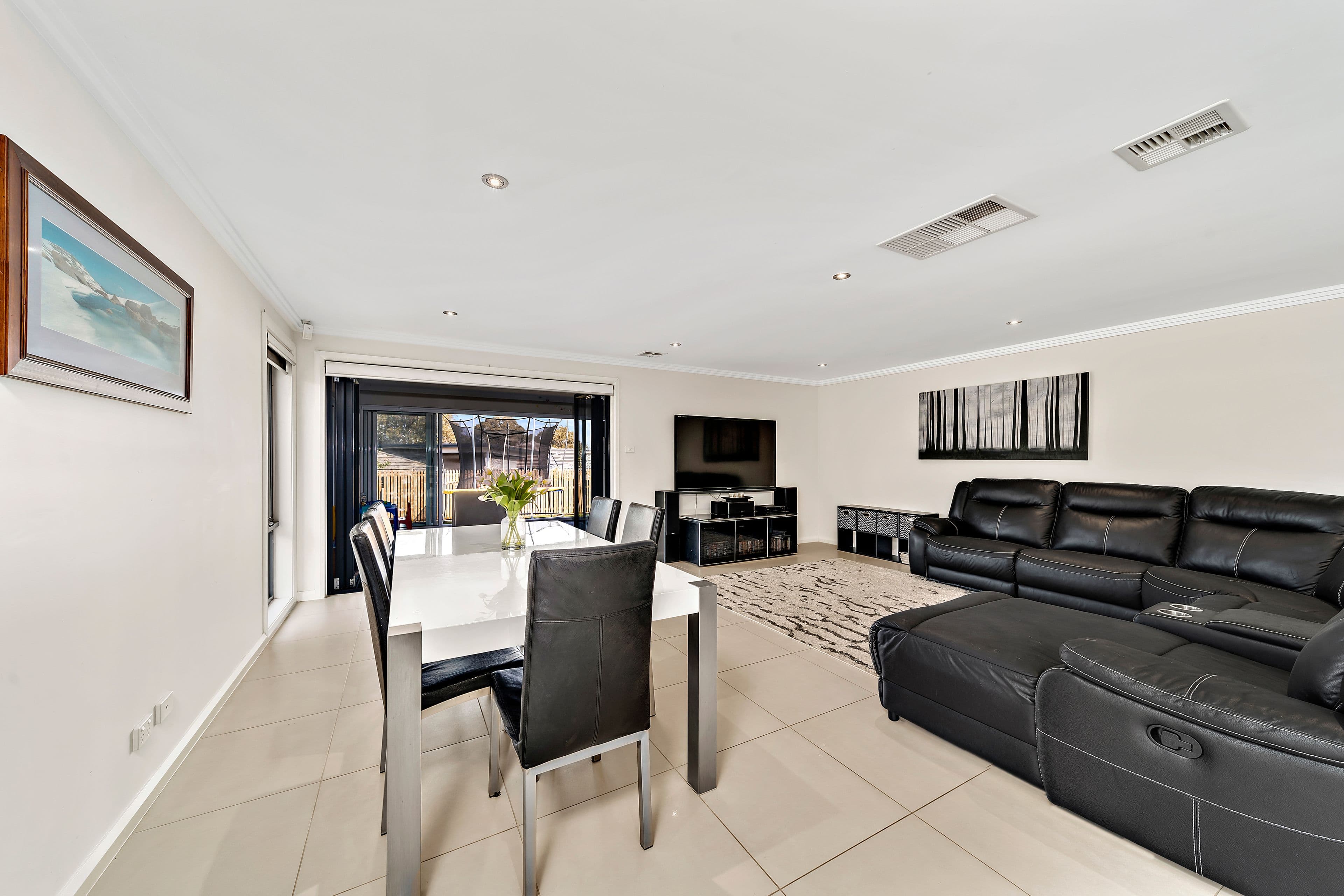 86 Overall Avenue, Casey ACT 2913, Casey - Thumbnail 4
