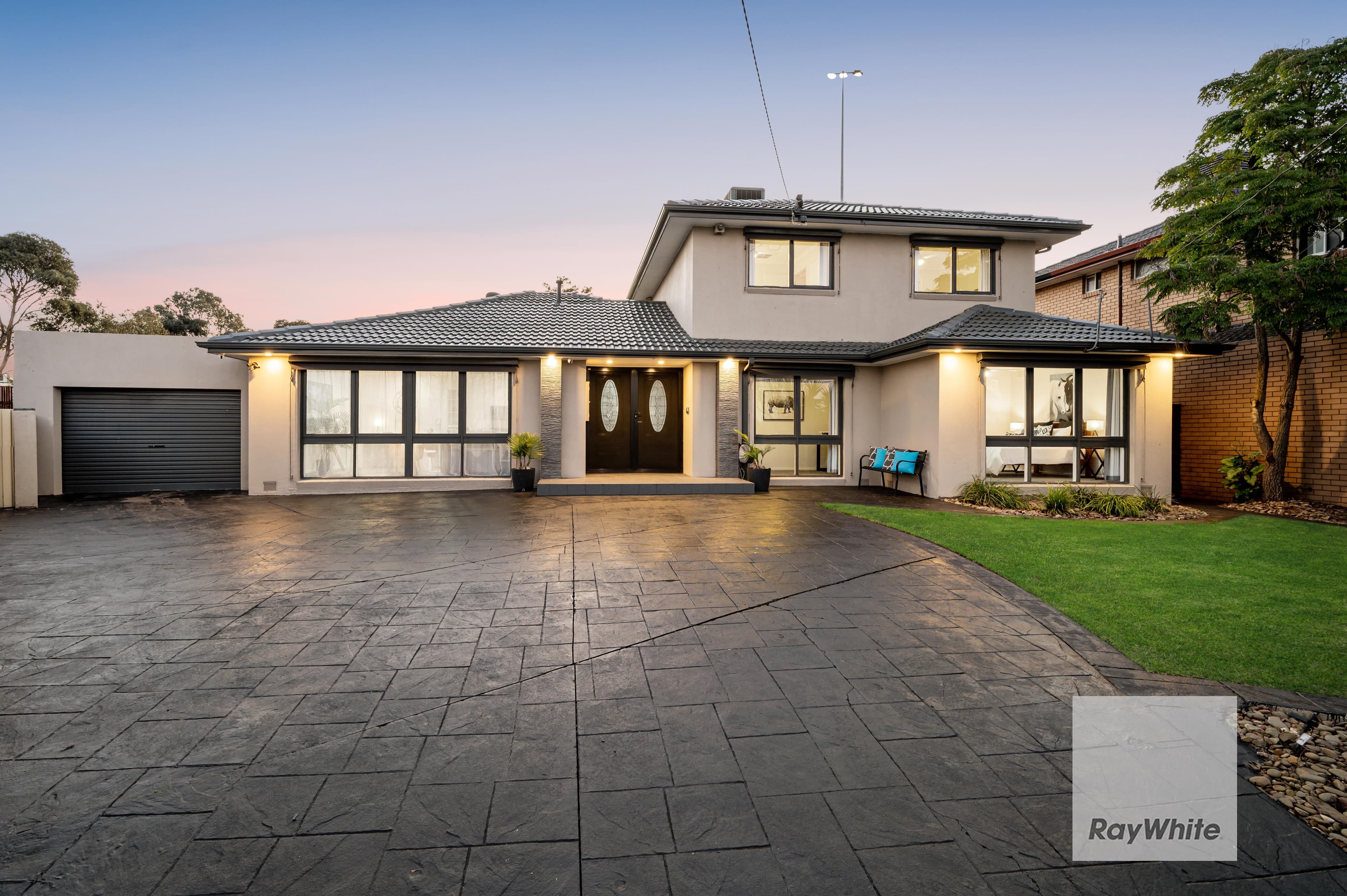 14 Barclay Close, Gladstone Park VIC 3043, Gladstone Park - Thumbnail 2