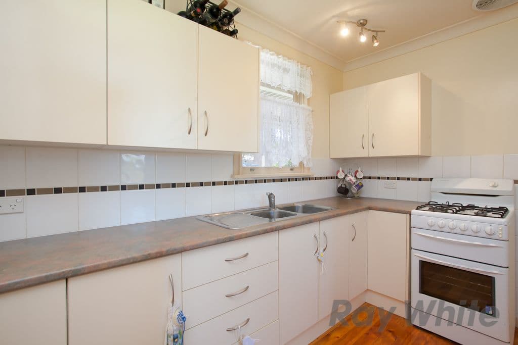 43 Carbeen Street, GATESHEAD NSW 2290, Gateshead - Thumbnail 3