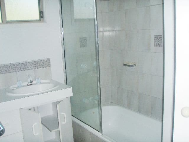 17 Mansfield Drive, BEACONSFIELD QLD 4740, Beaconsfield - Thumbnail 5