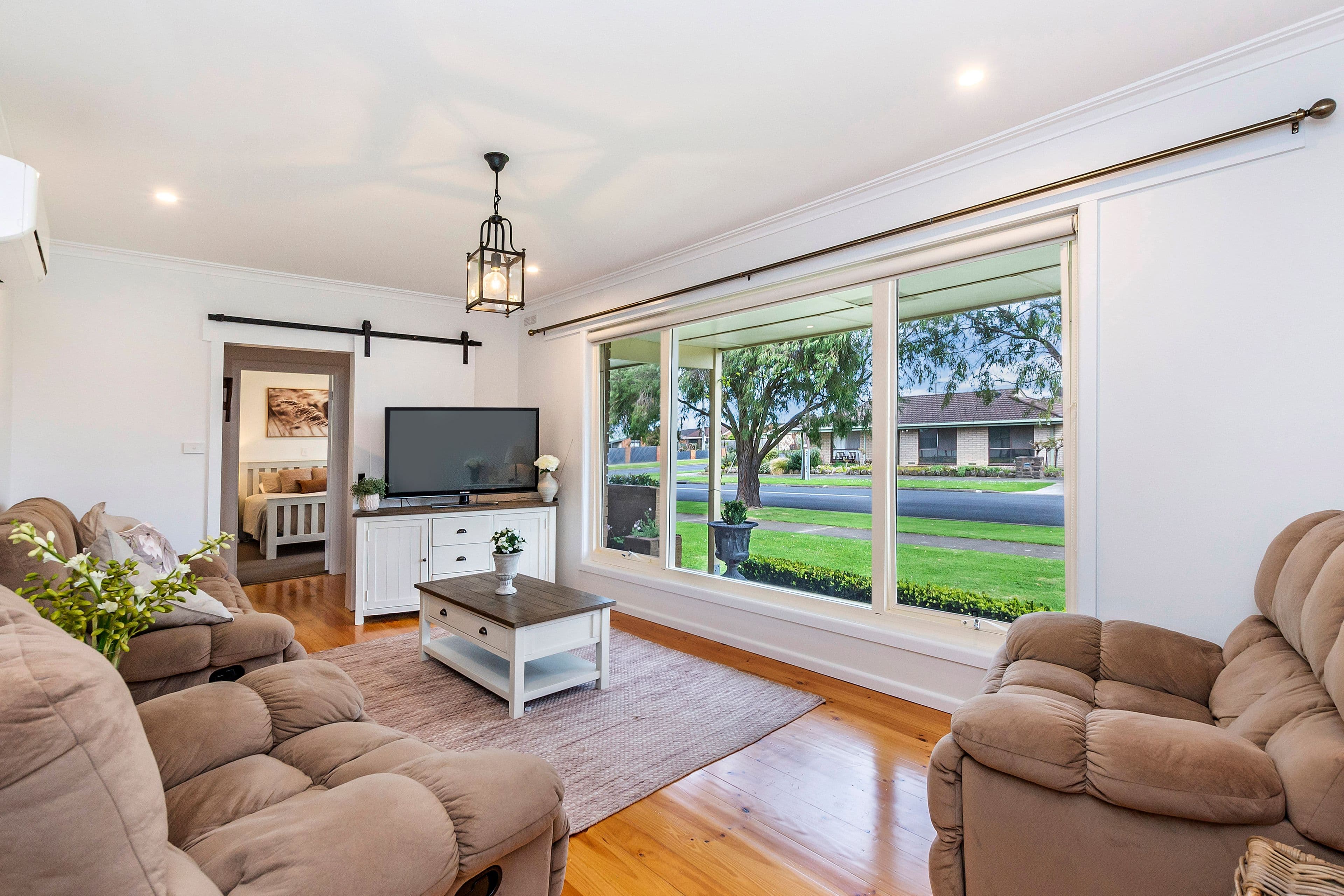 2 Couch Street, Warrnambool VIC 3280, Warrnambool - Thumbnail 2