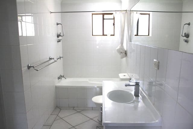 11 Linksland Street, TEWANTIN QLD 4565, Tewantin - Thumbnail 4